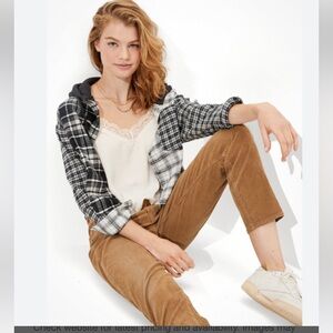 American Eagle mom straight jeans